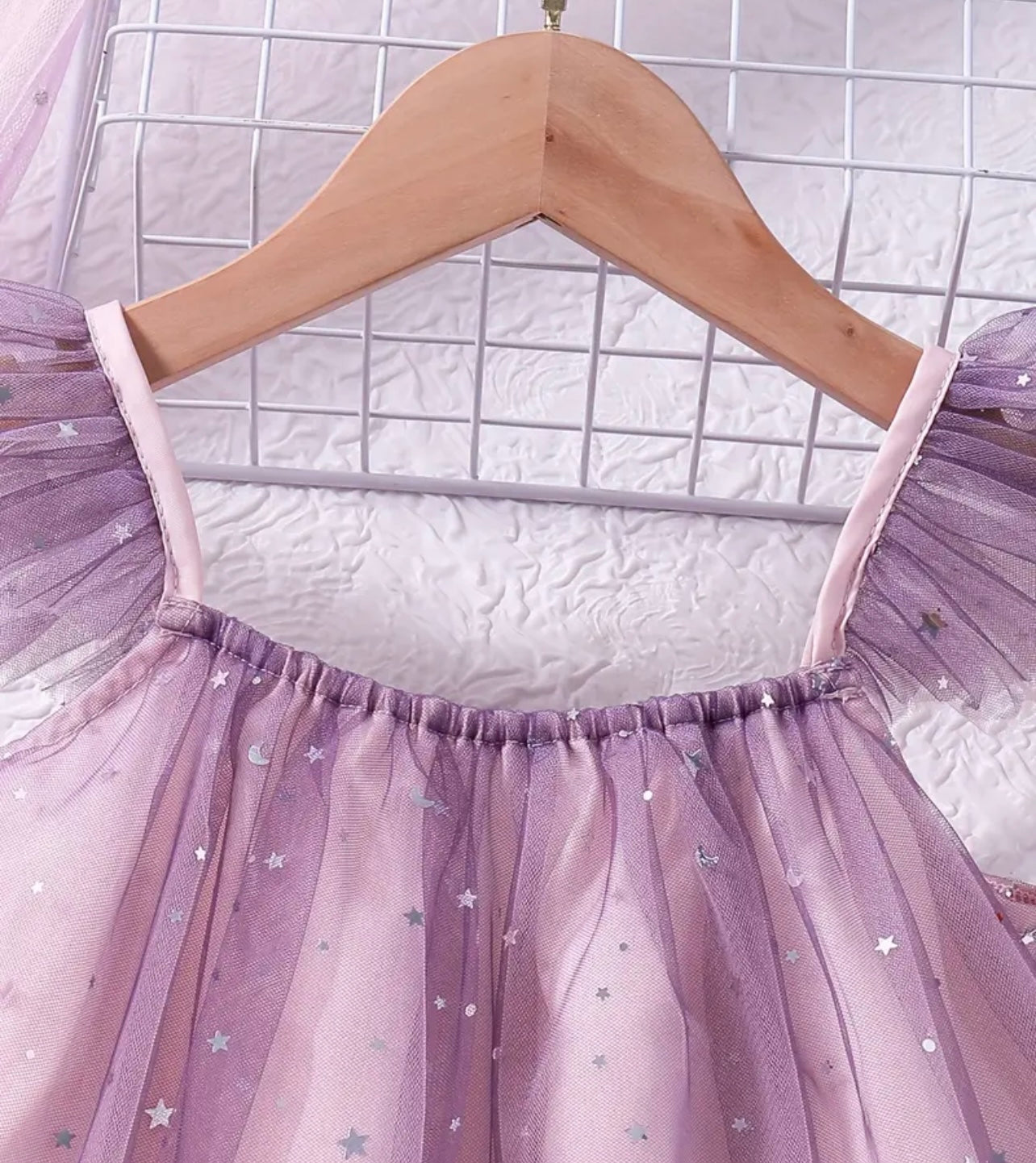 Vestido Rosa/Morado con Estrellitas Plateadas