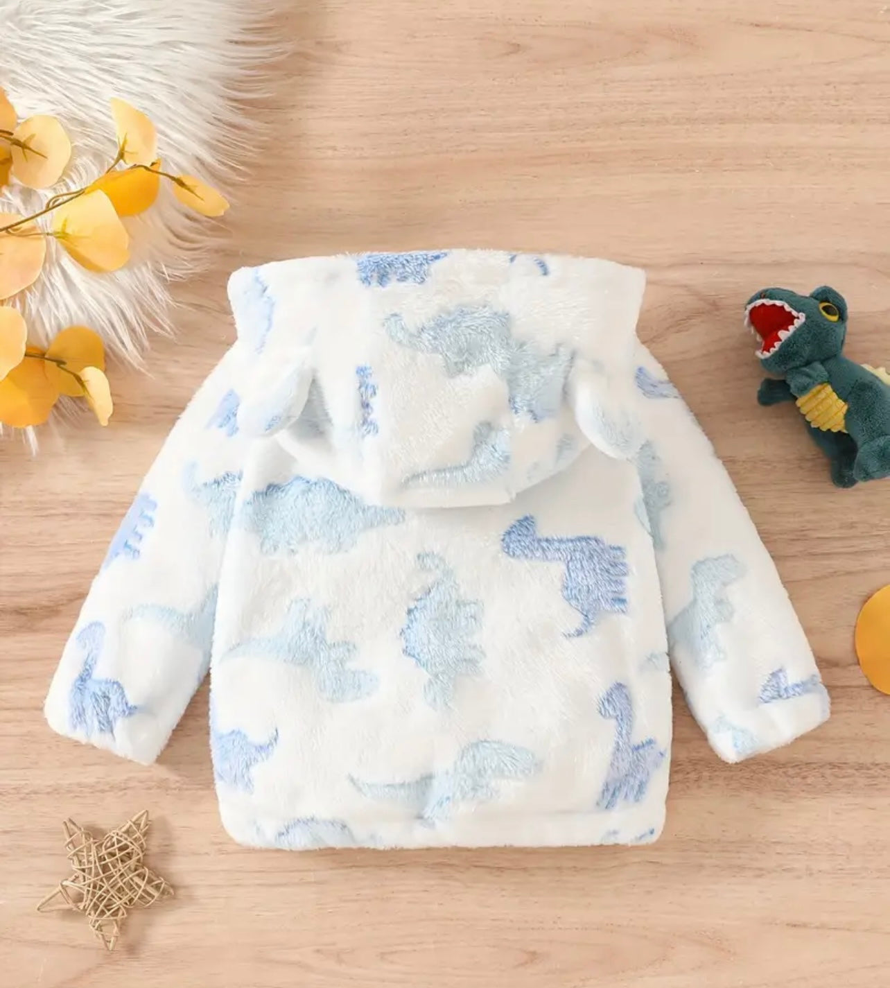 Sueter Blanco con Dinos