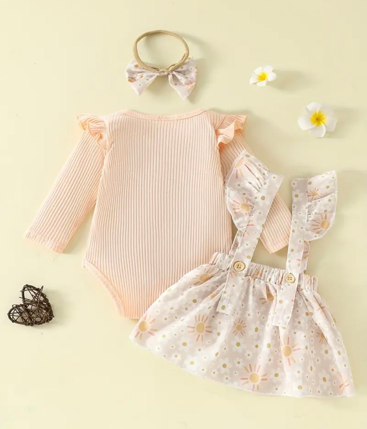 Faldita con Tirantes y Body Rosa