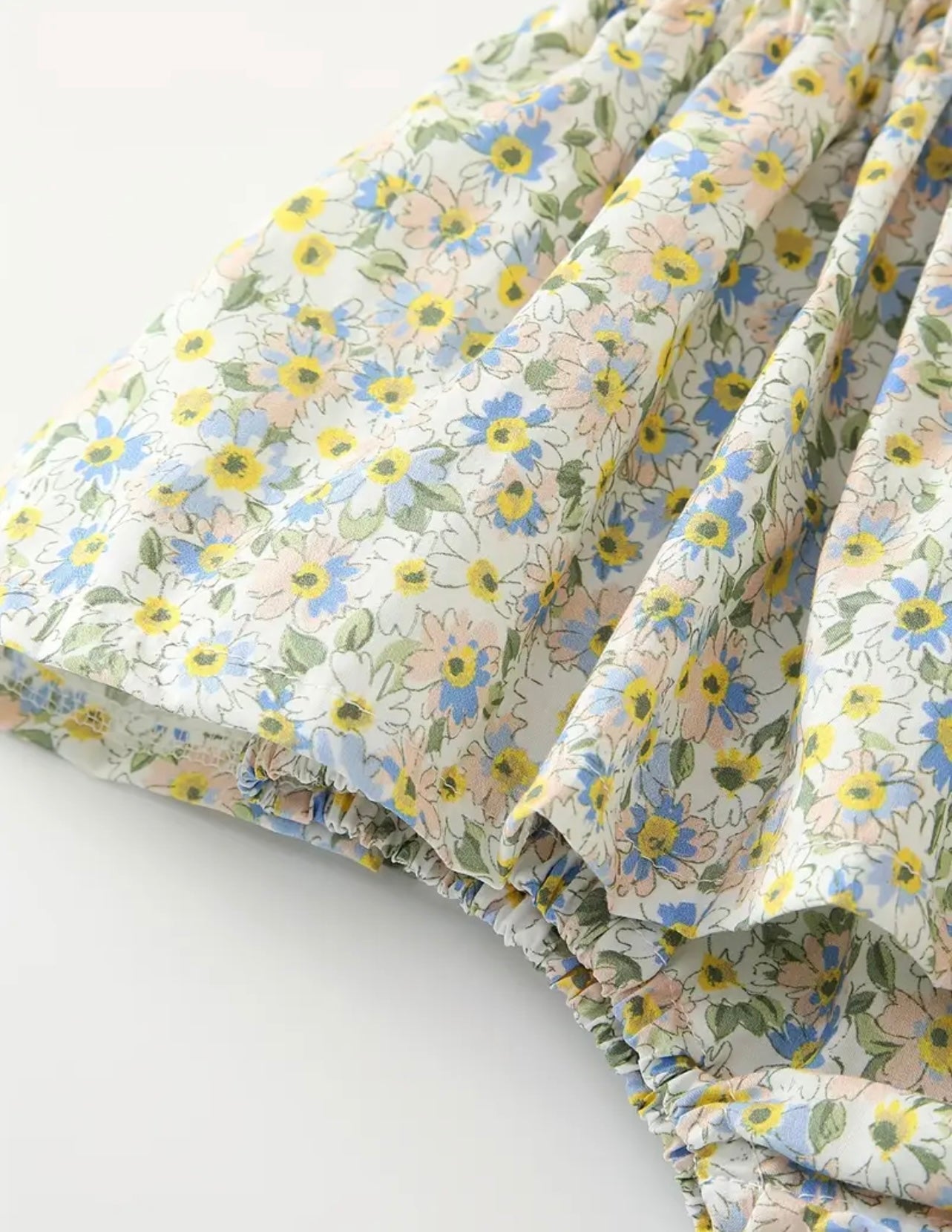 Vestido Flores Bebe con Gorrito